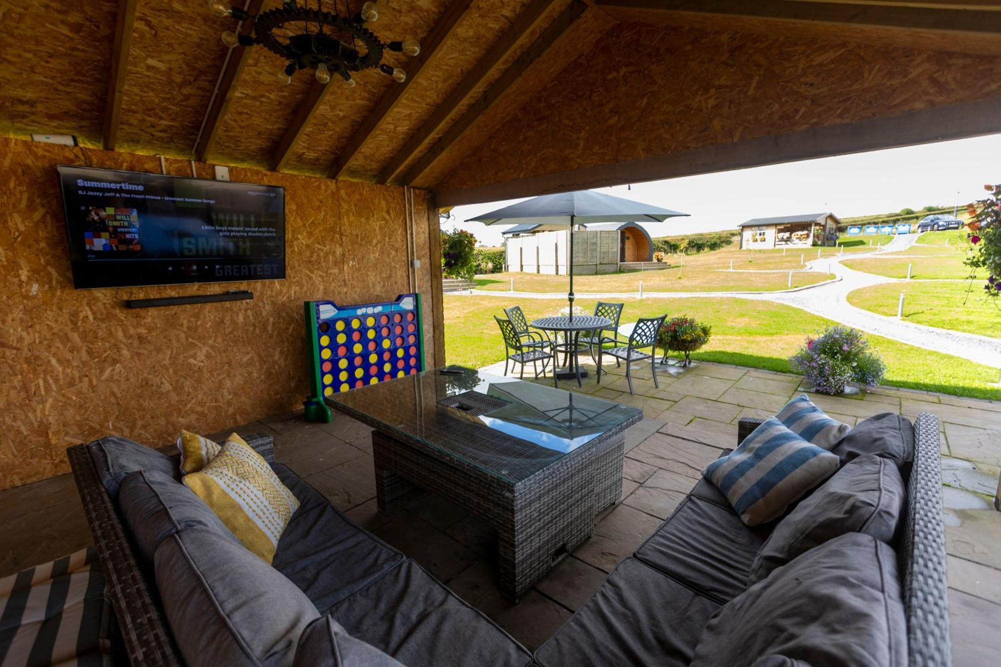 Fulshaw Mill Holidays Lodge Stewarton