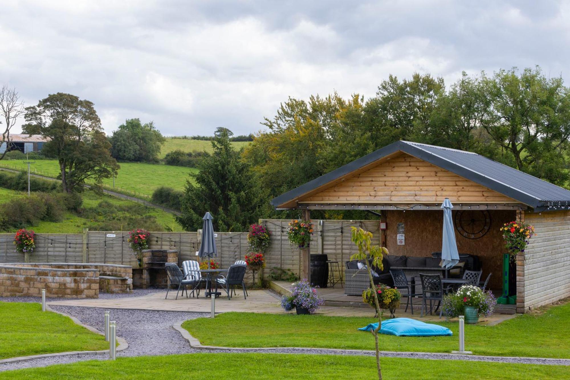 Lodge Fulshaw Mill Holidays Stewarton